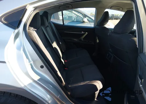 2025 Toyota Camry Le z USA, uszkodzony, nr VIN 4T1DAACK6SU508983